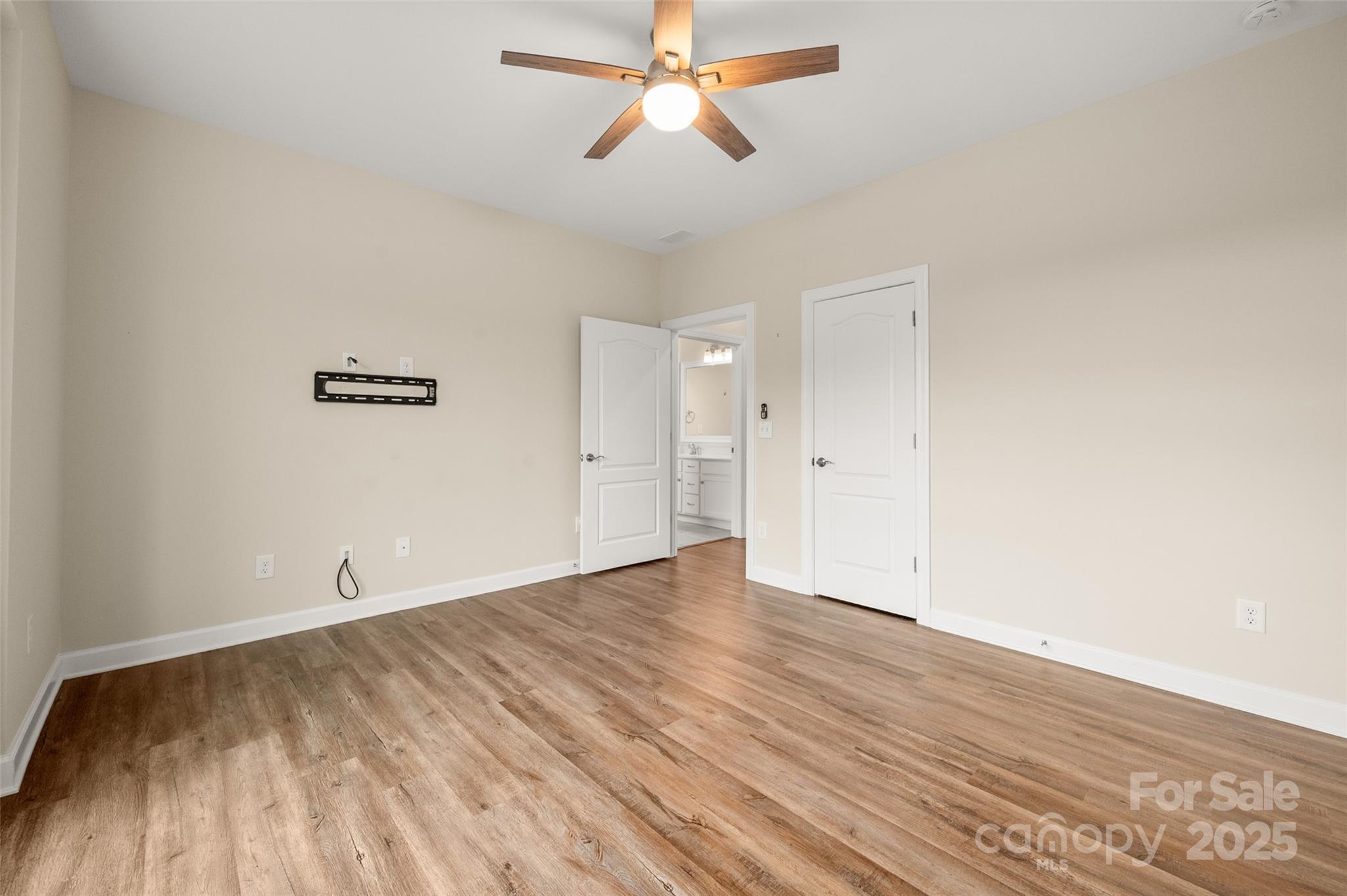 Tree Tops - Residential