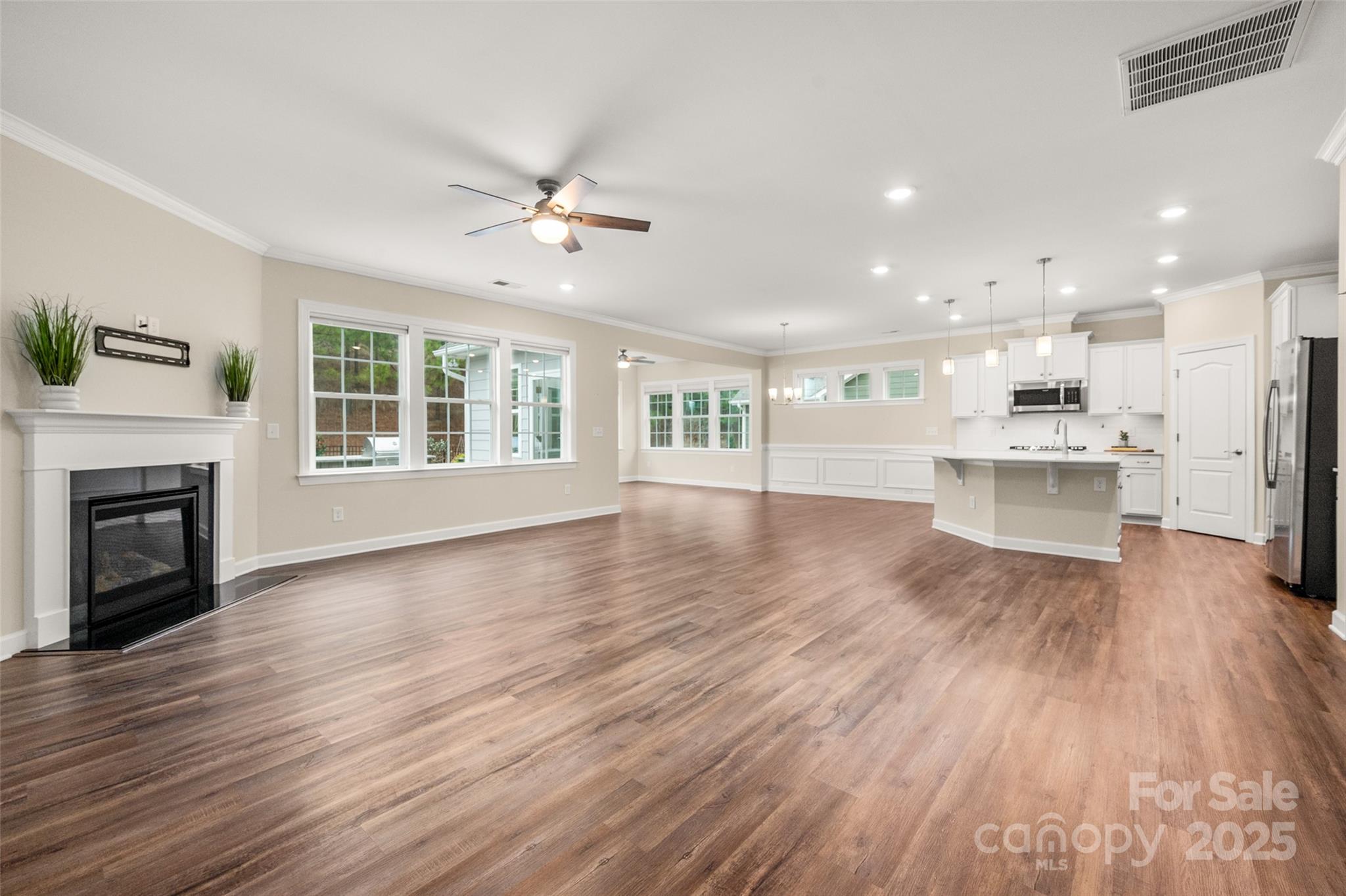 Tree Tops - Residential