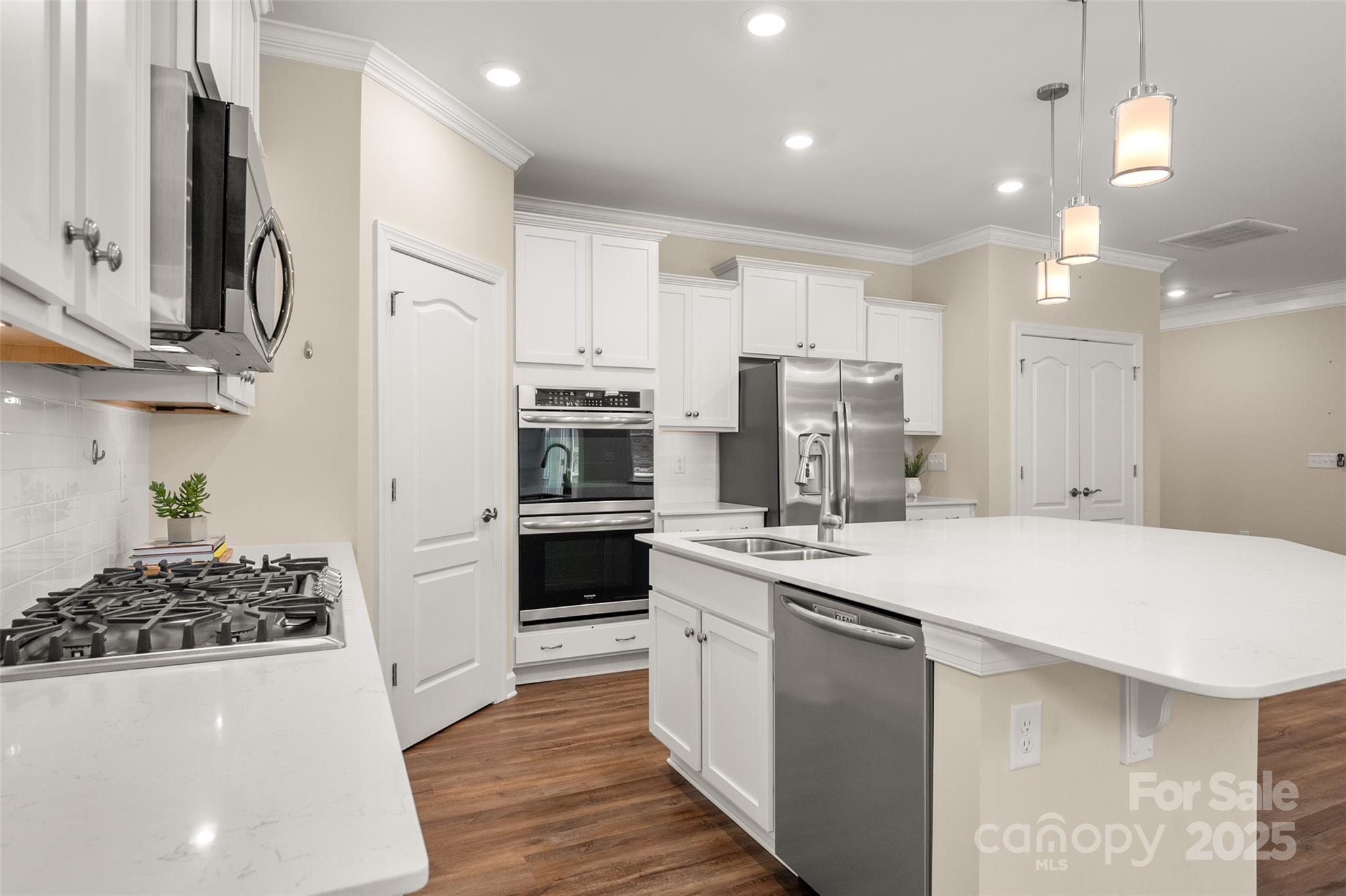 Tree Tops - Residential