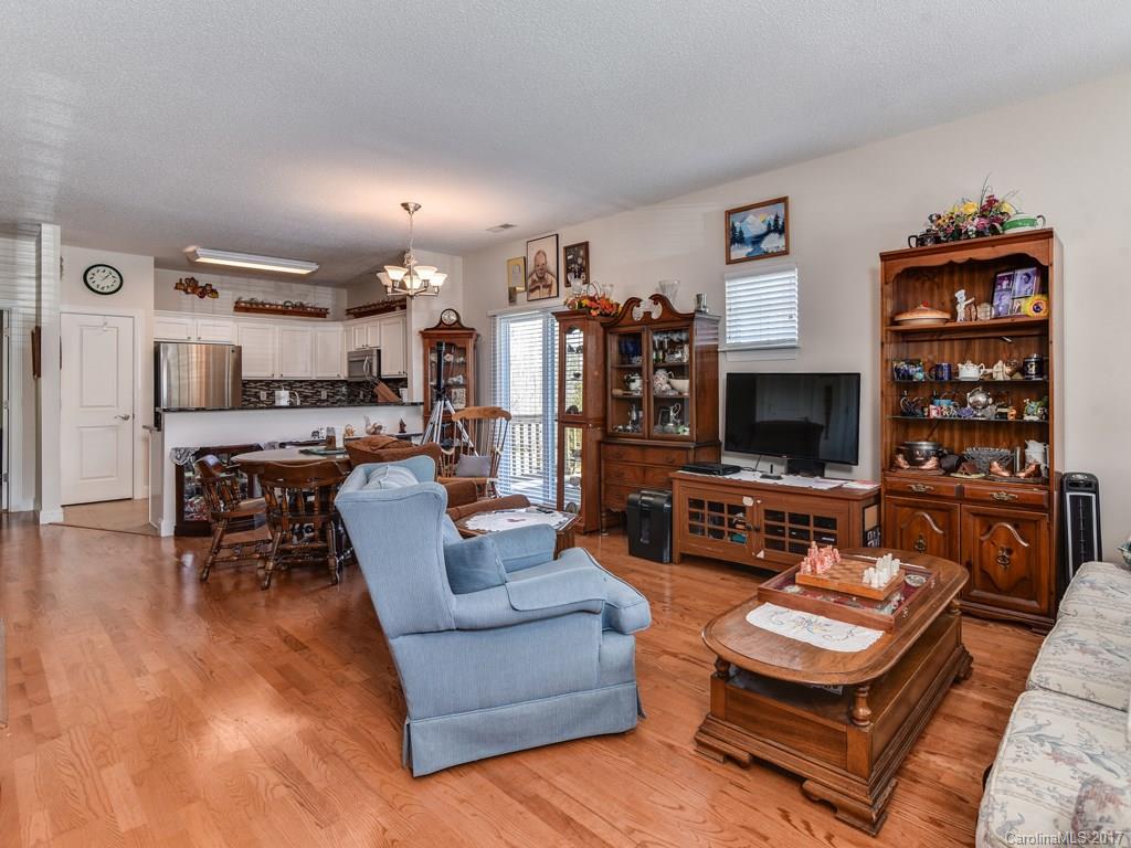 Fox Glen - Residential