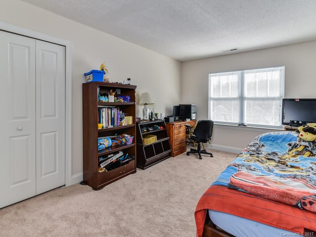 Fox Glen - Residential