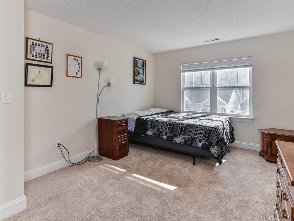 Fox Glen - Residential