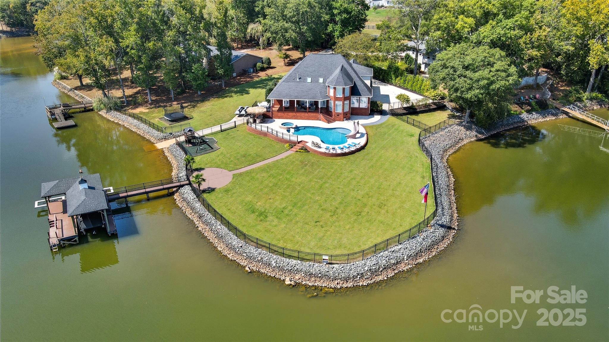 8424 Catawba Cove Drive