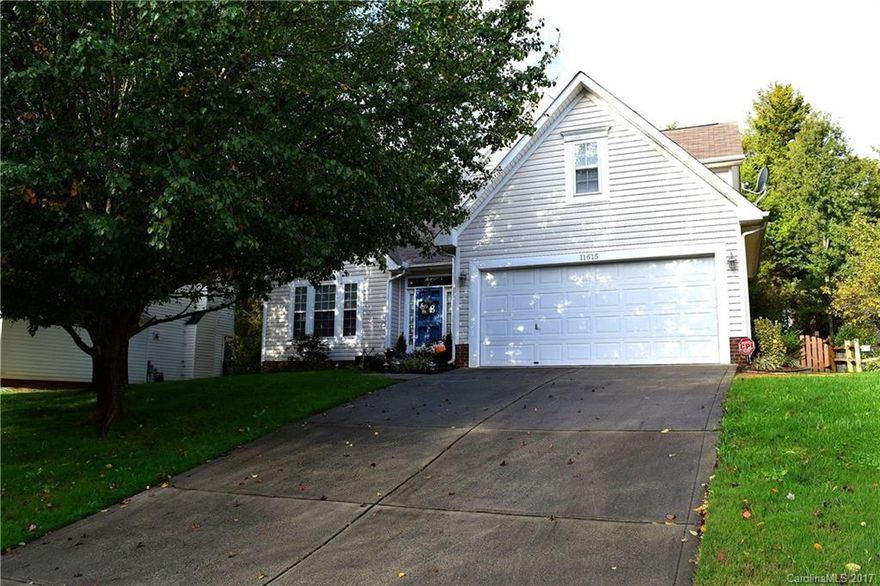 The best buy in Steele Creek is here for you! Gorgeously updated from the hardwood floors and granite countertops to the fenced-in backyard and lovely green lawn. The open floorplan is perfect for entertaining and there's so much natural light! There's so many features to this home, you'll simply never want to leave.