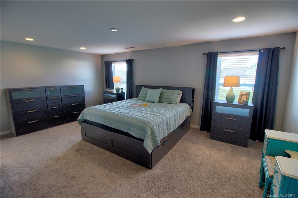 Mallard Pointe - Residential