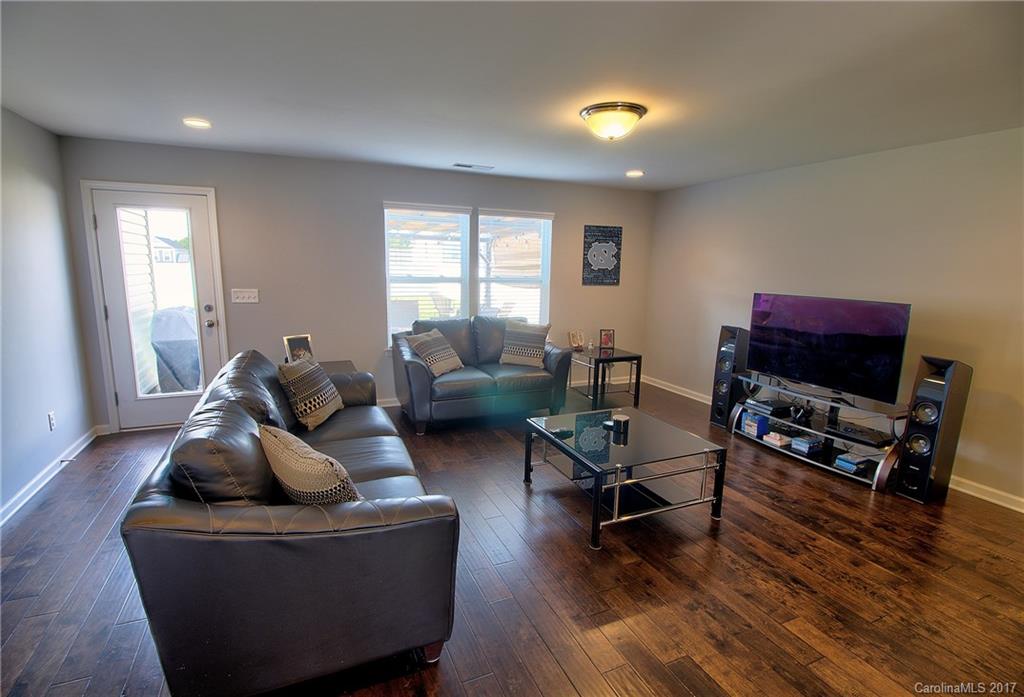 Mallard Pointe - Residential