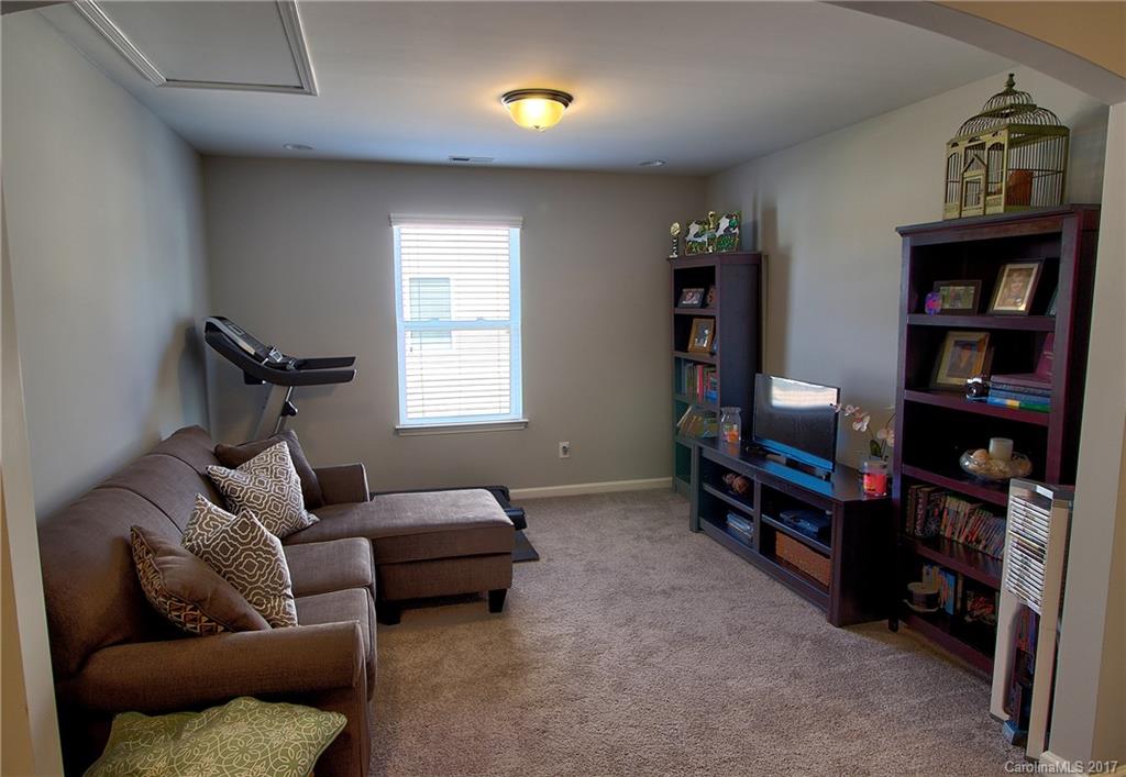 Mallard Pointe - Residential