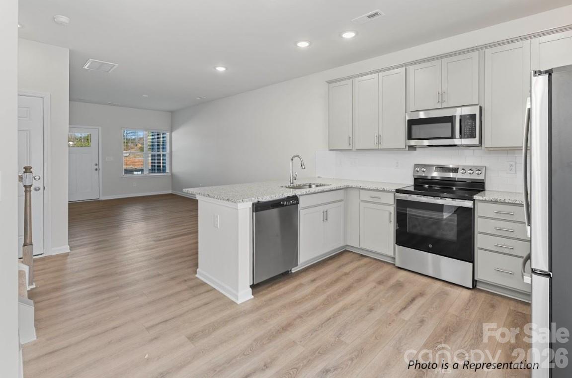 4136 Olympus Avenue 302