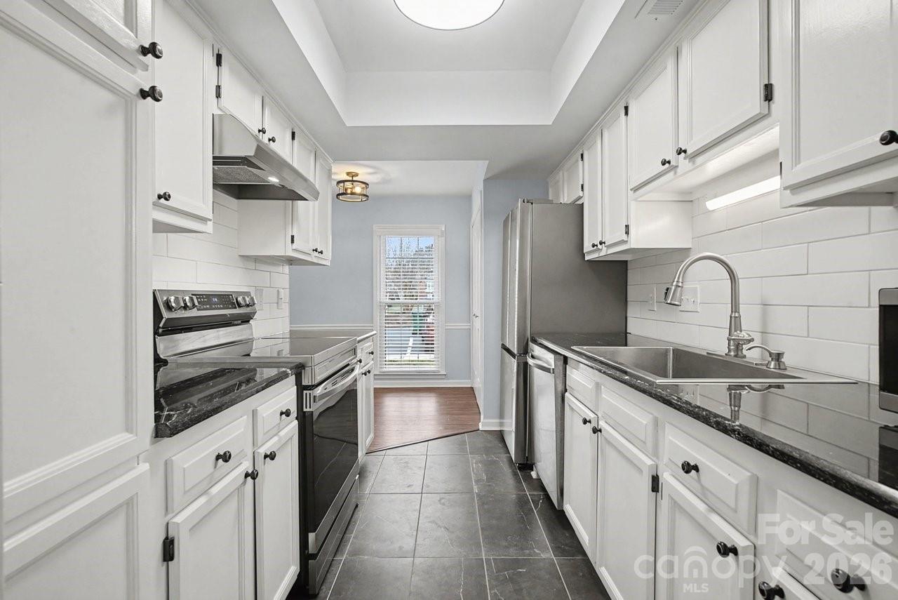 9241 N Vicksburg Park Court