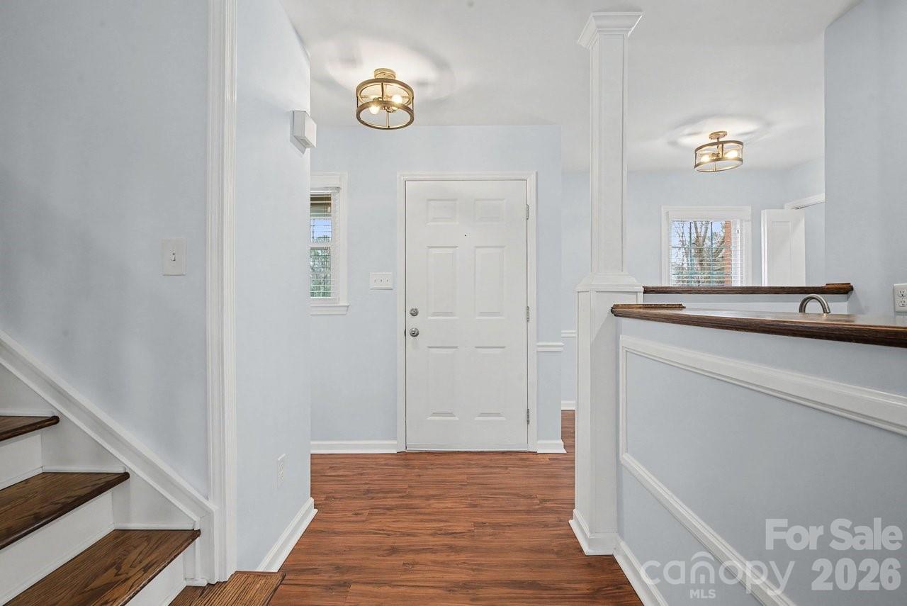 9241 N Vicksburg Park Court