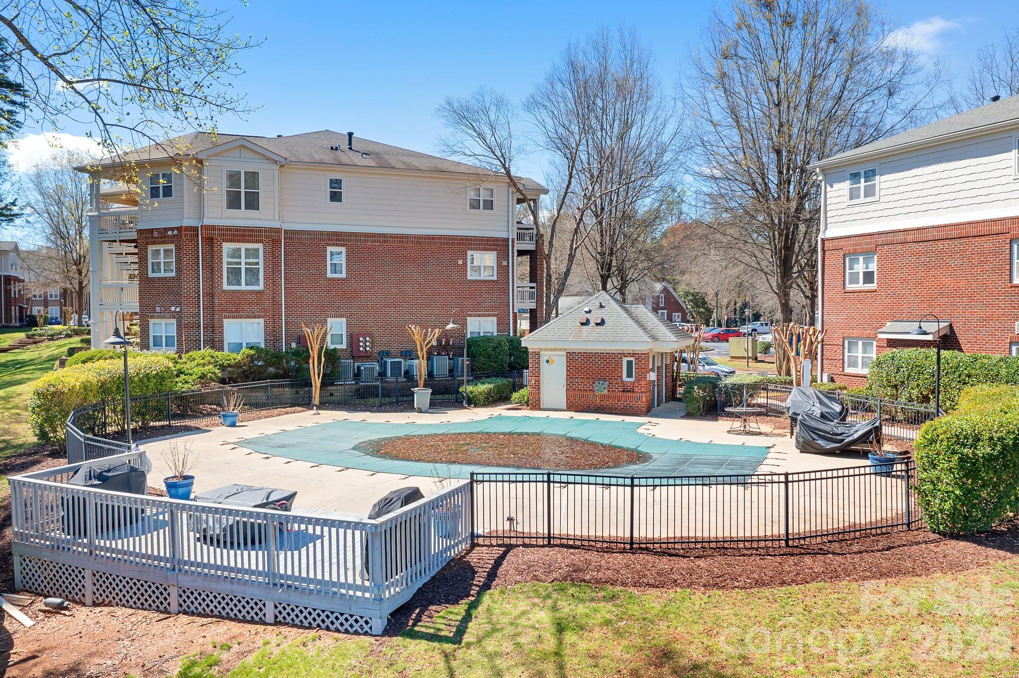 Spinnaker Reach - Residential