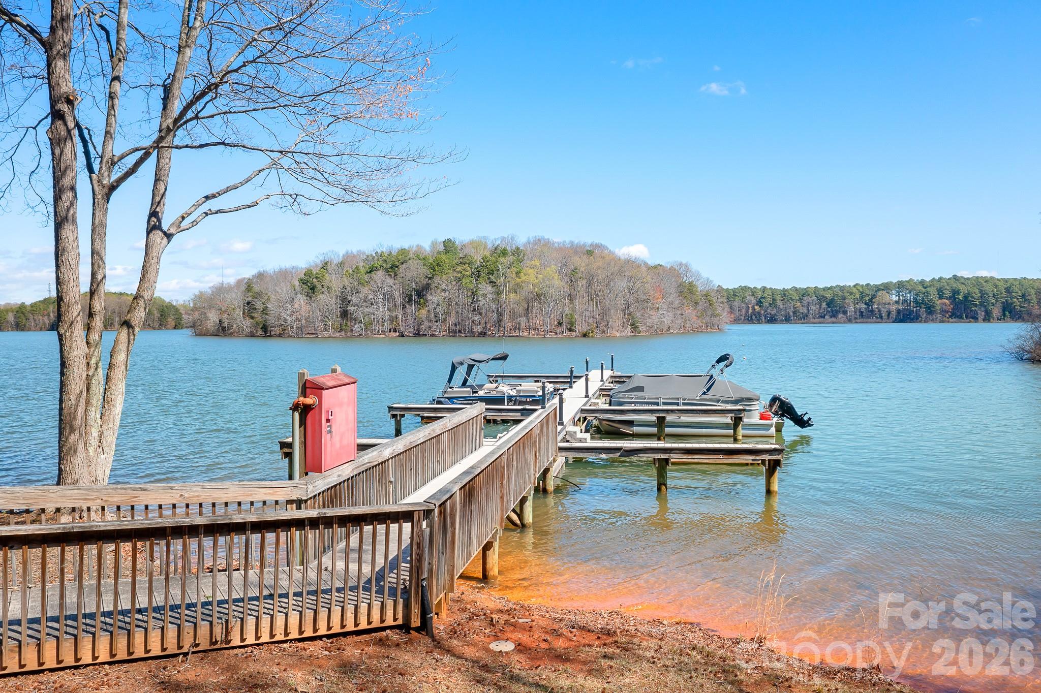 Spinnaker Reach - Residential