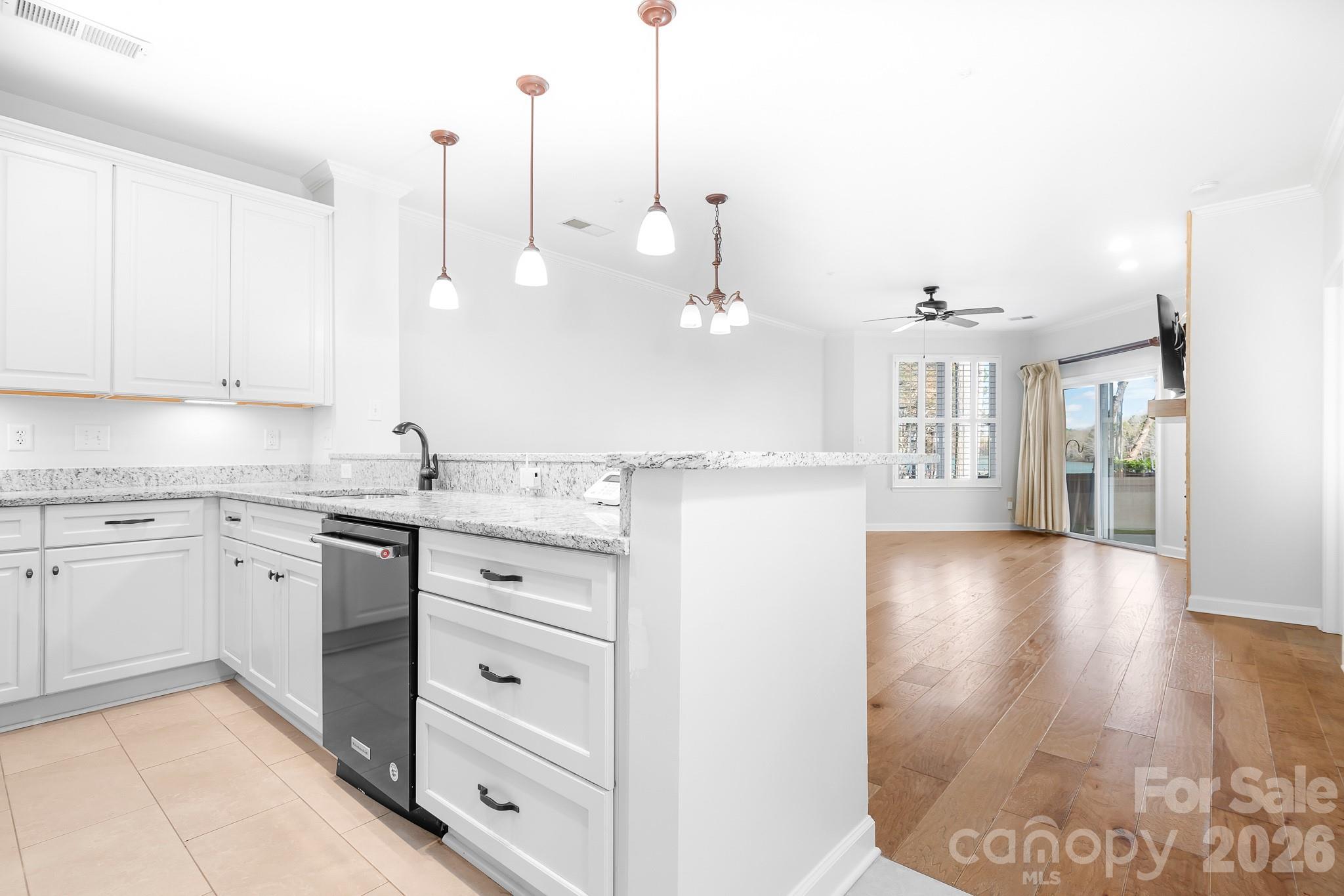 Spinnaker Reach - Residential