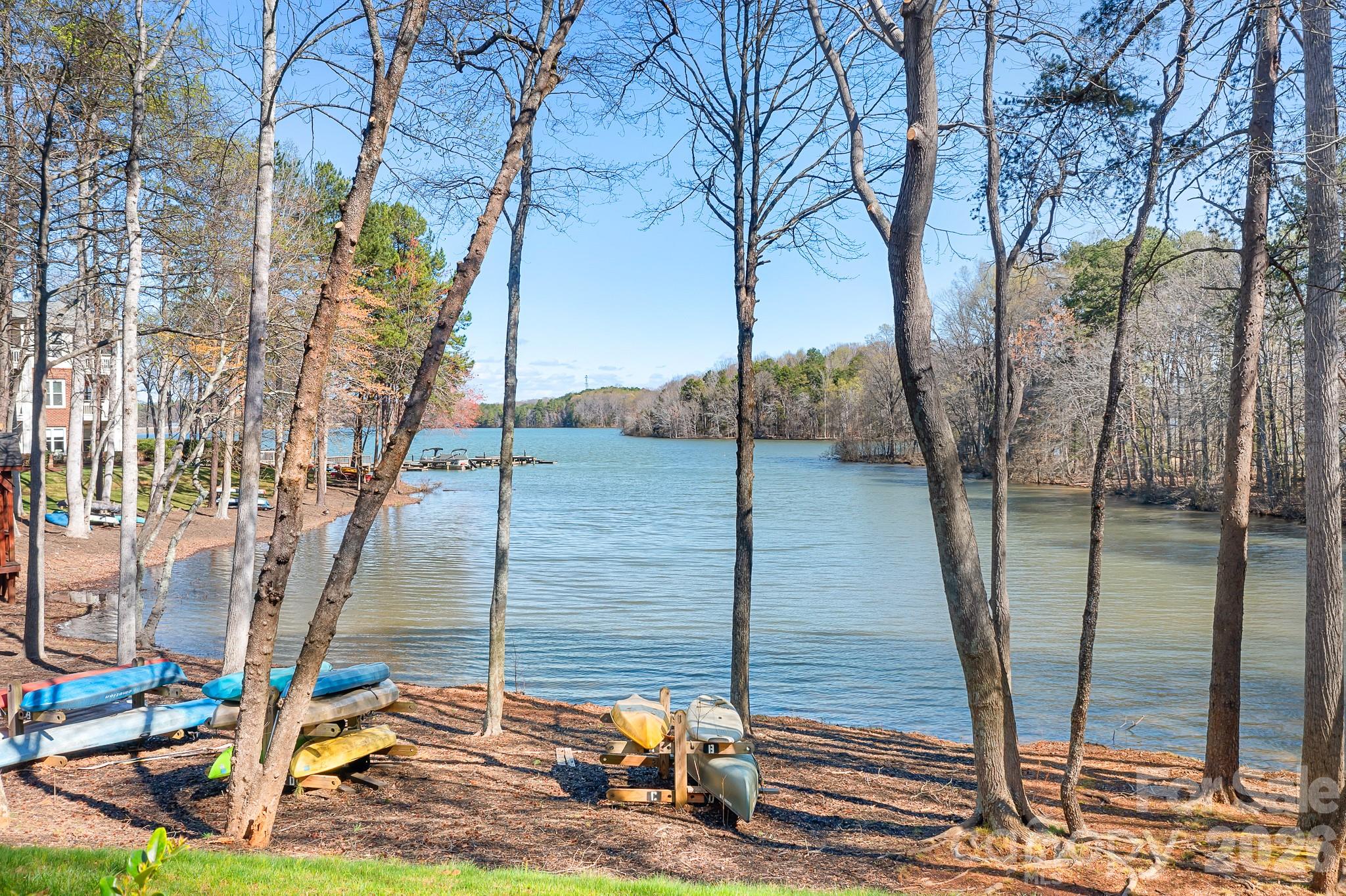 Spinnaker Reach - Residential