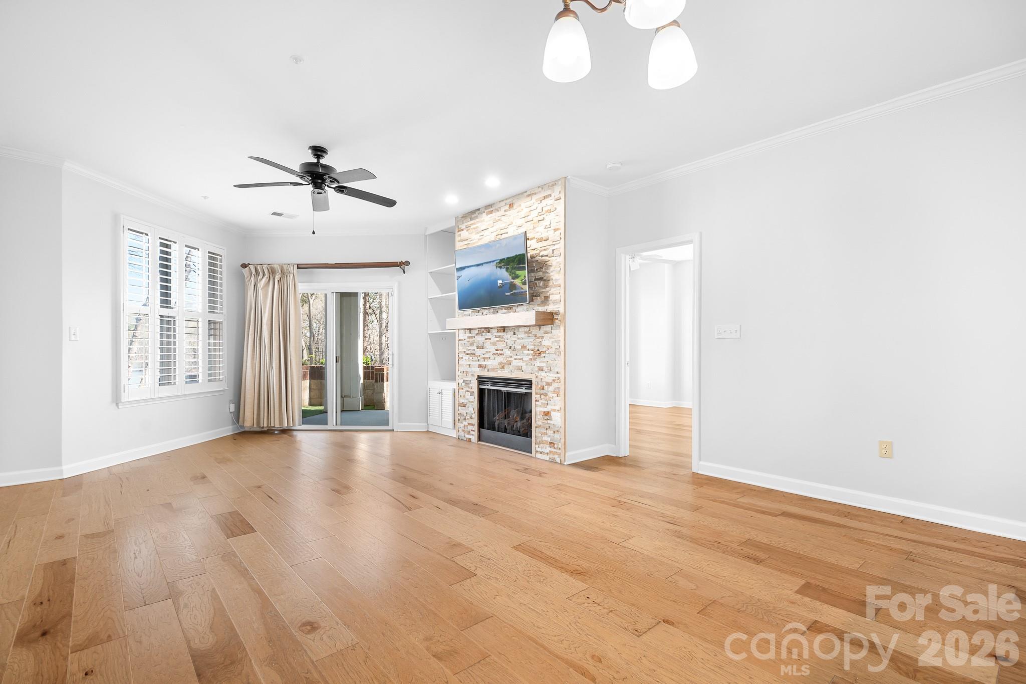 Spinnaker Reach - Residential