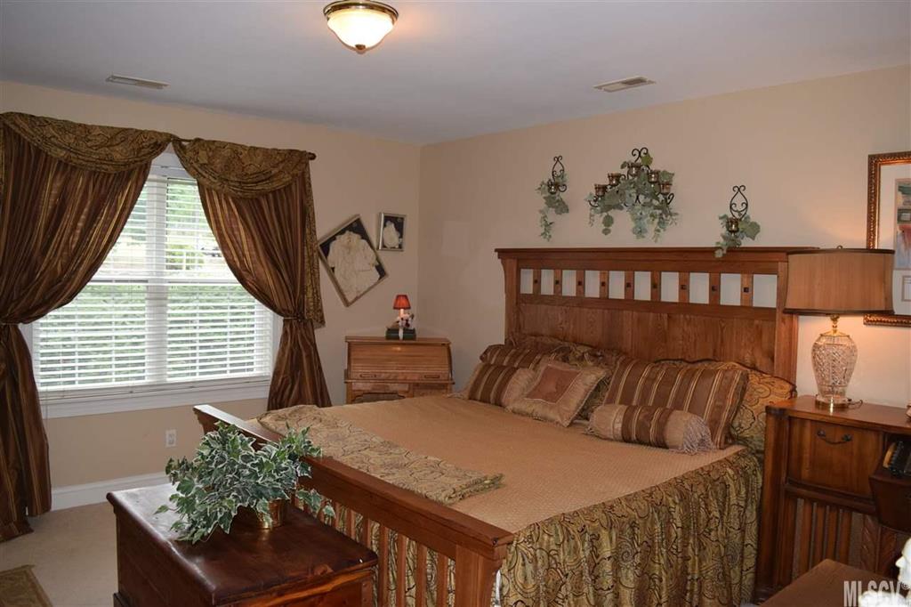 Olivers Landing - Residential