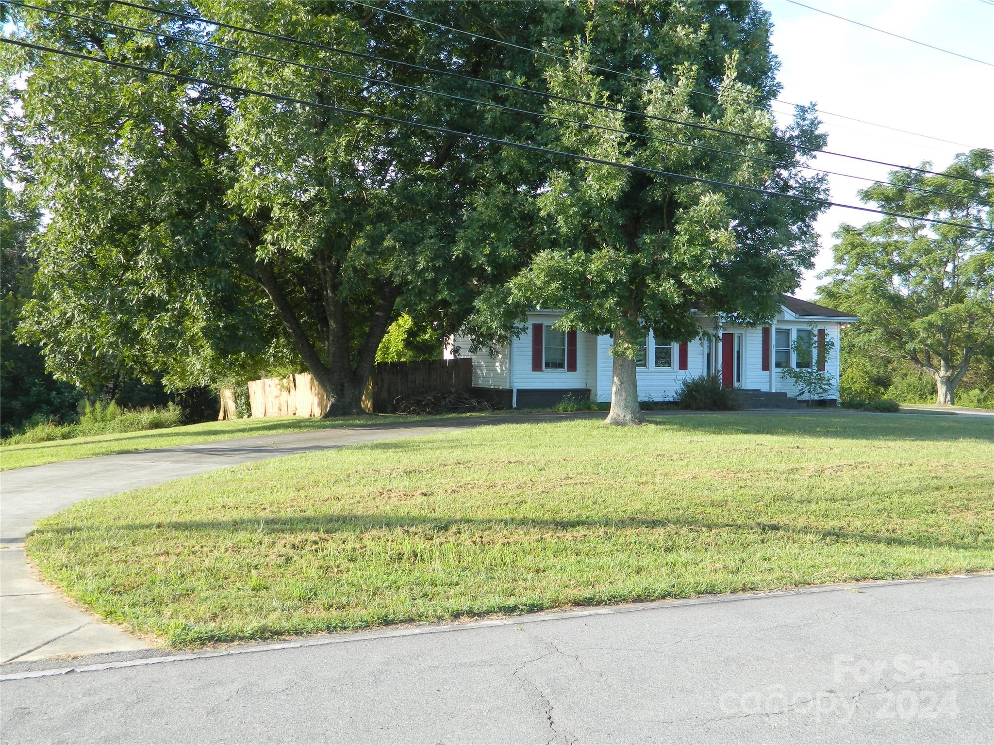 520 Lawrence Gray Road