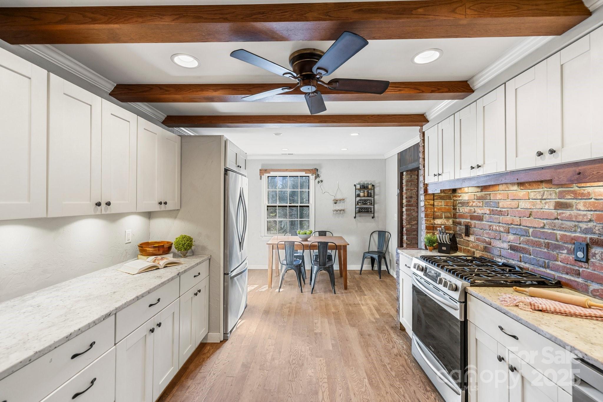 203 Davis Mountain Road