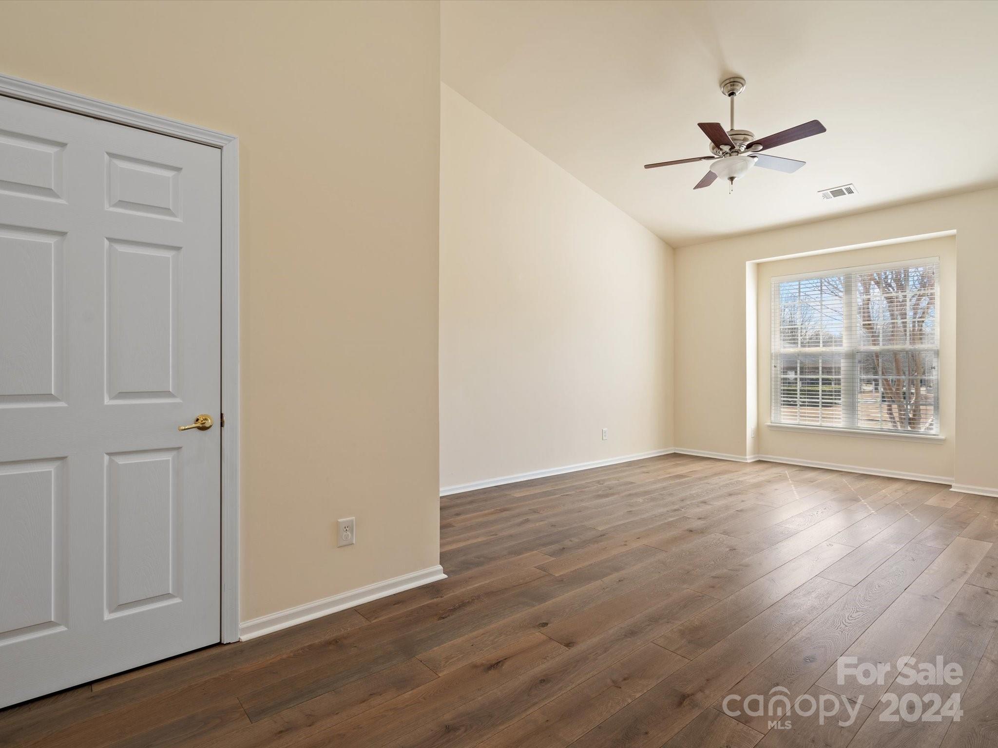 The Traditions at Lawyers Glen - Residential