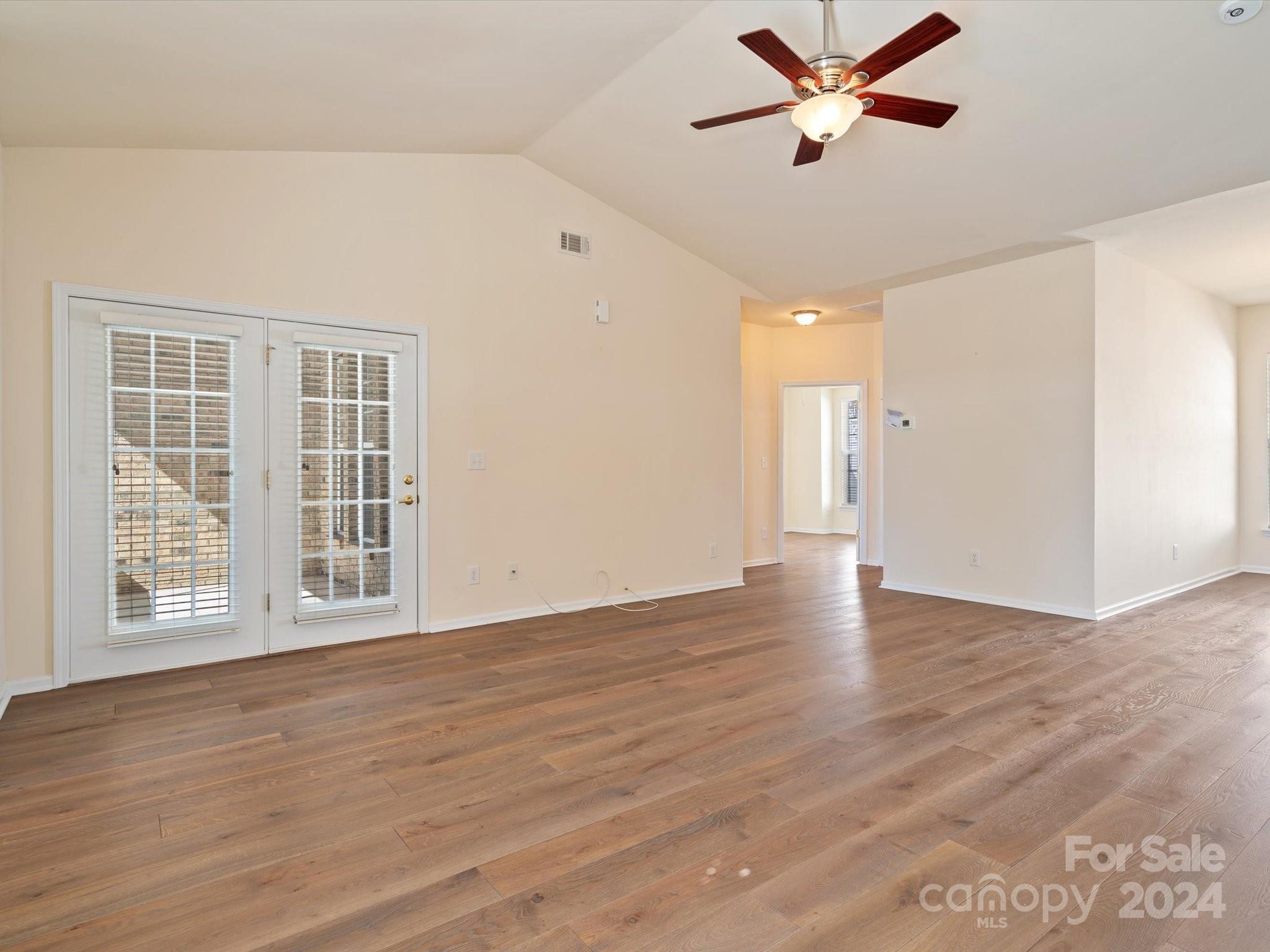 The Traditions at Lawyers Glen - Residential