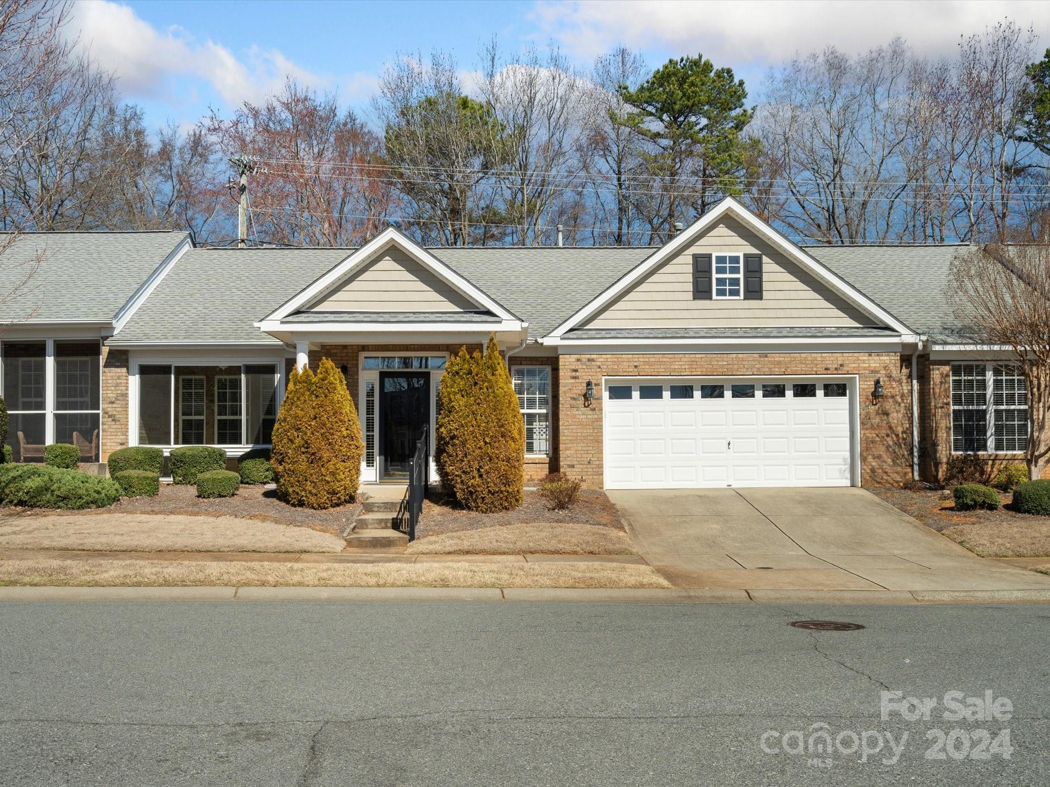 The Traditions at Lawyers Glen - Residential