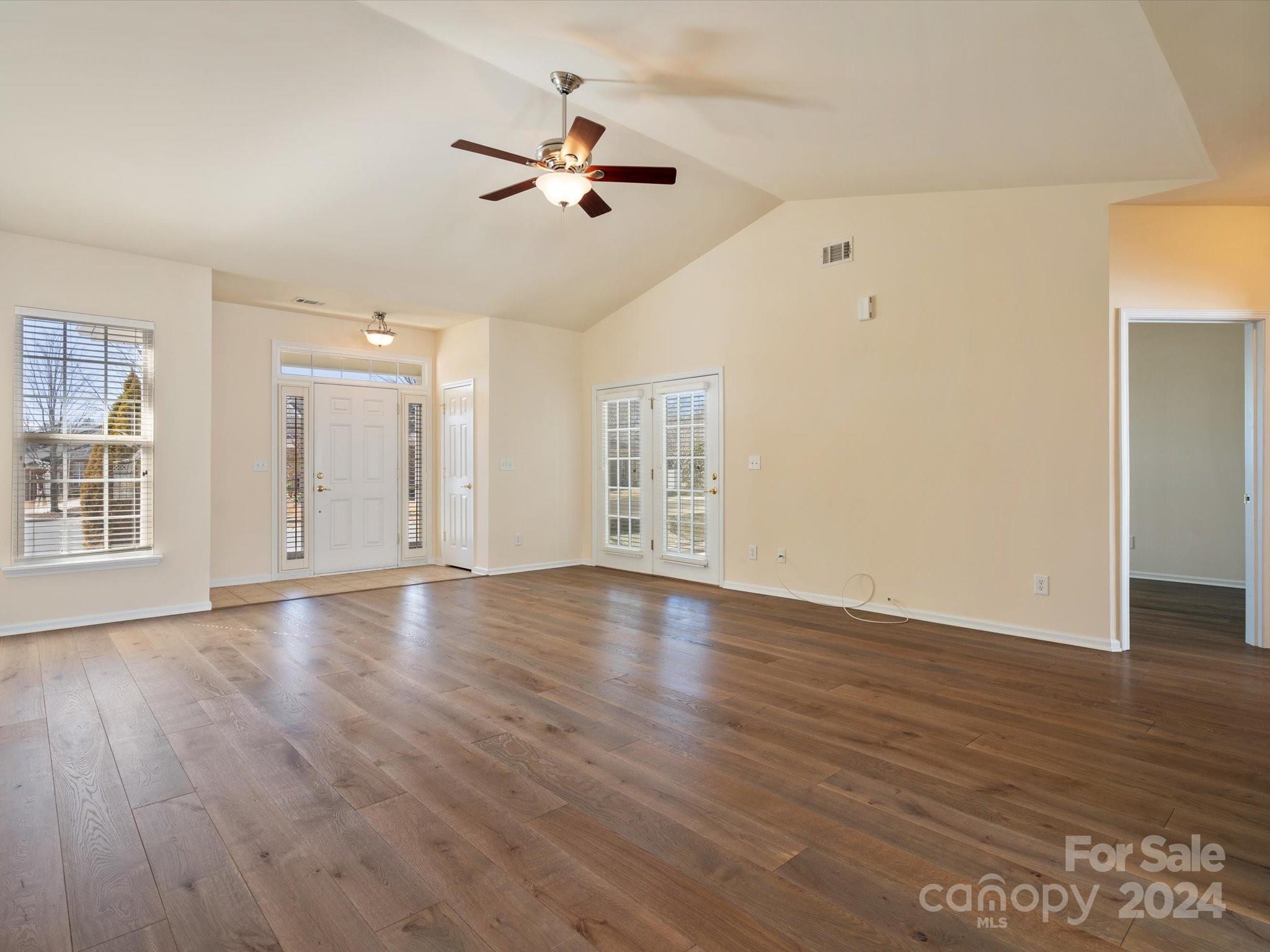 The Traditions at Lawyers Glen - Residential