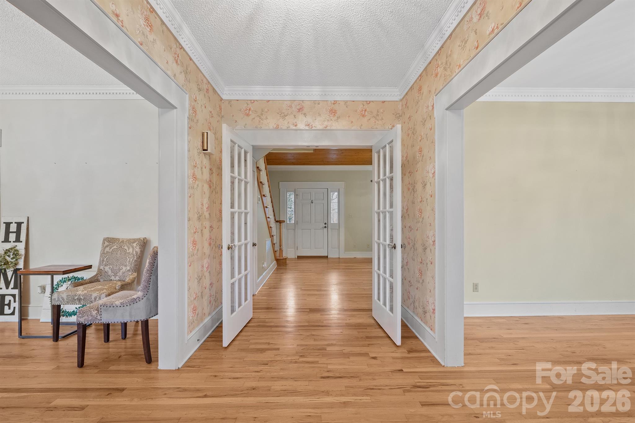 1223 Creekside Drive