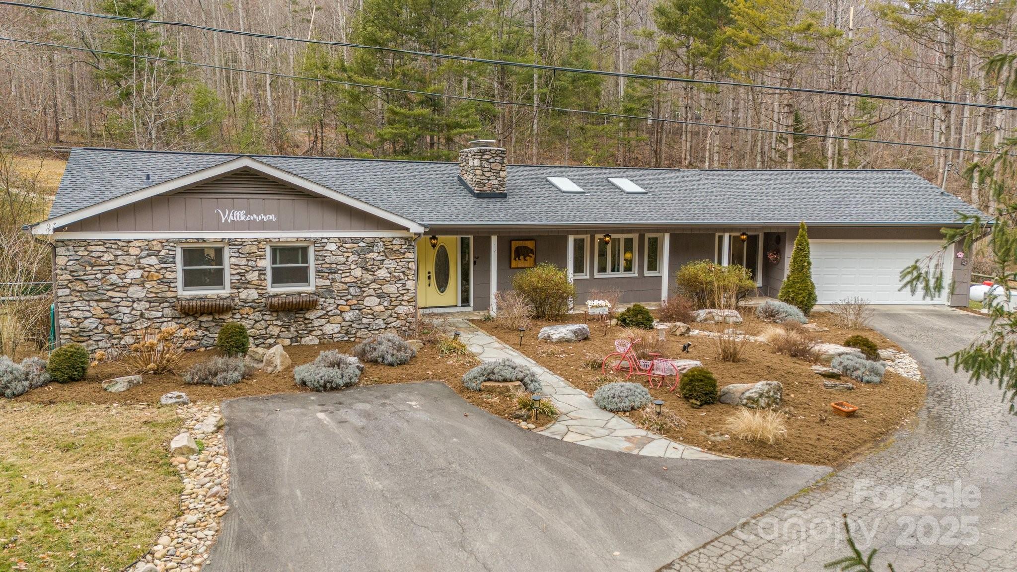 53 Jump Cove Road