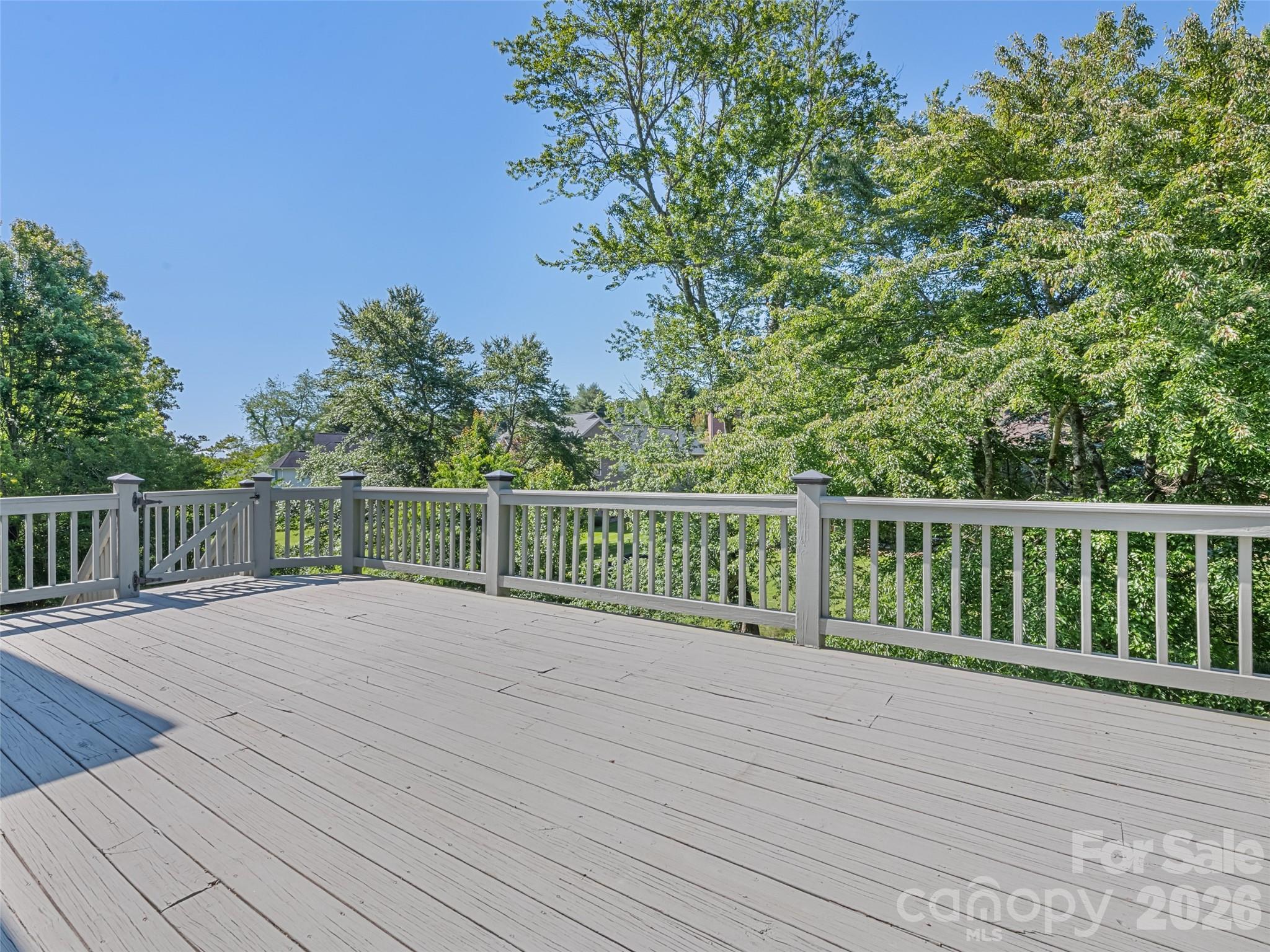 High Vista Falls - Residential