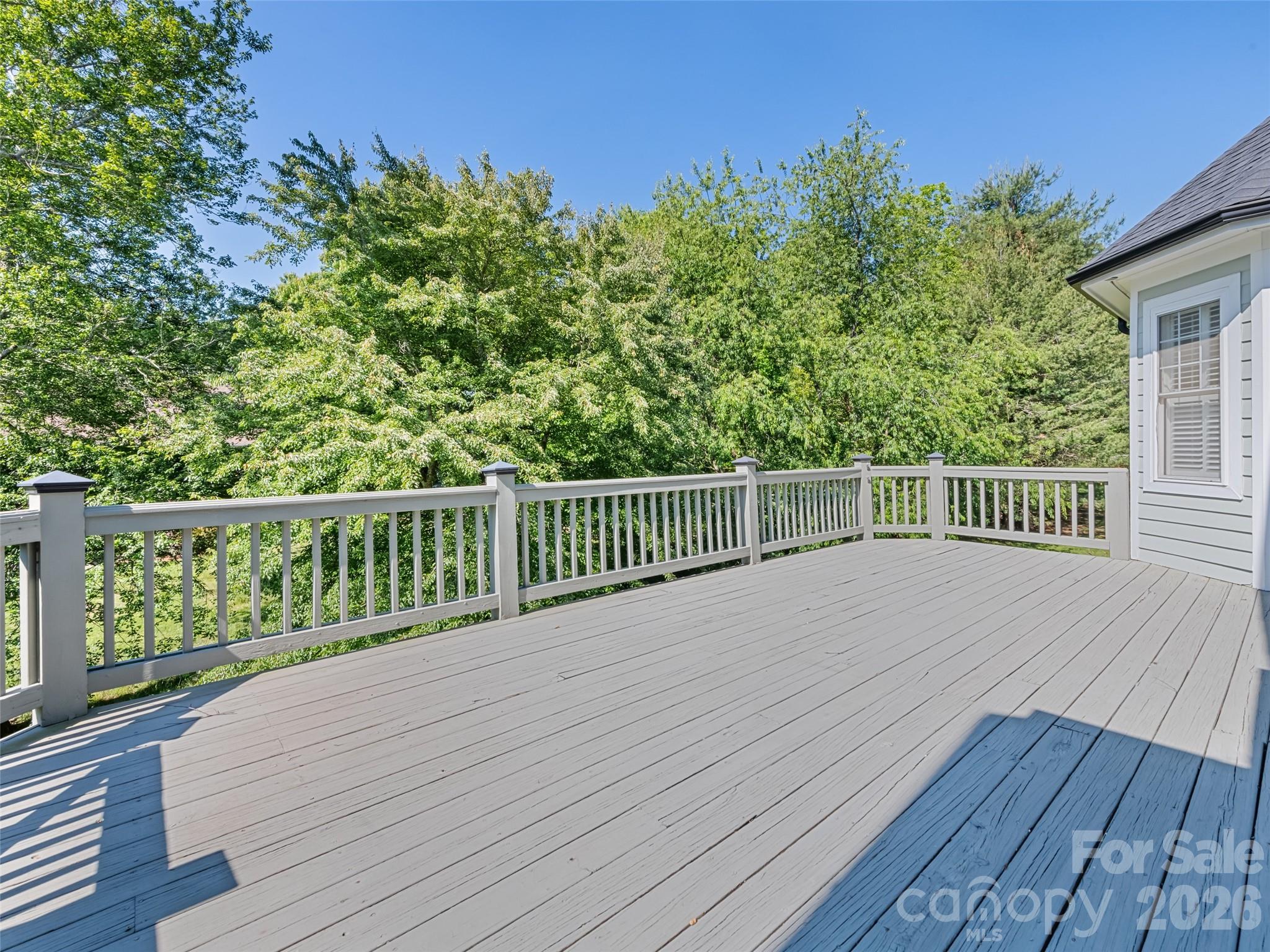 High Vista Falls - Residential