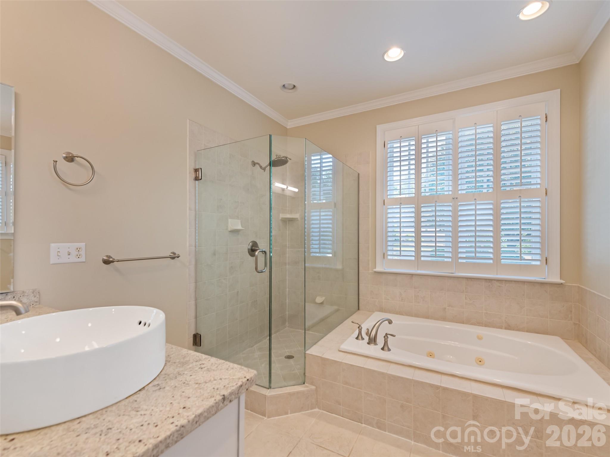 High Vista Falls - Residential