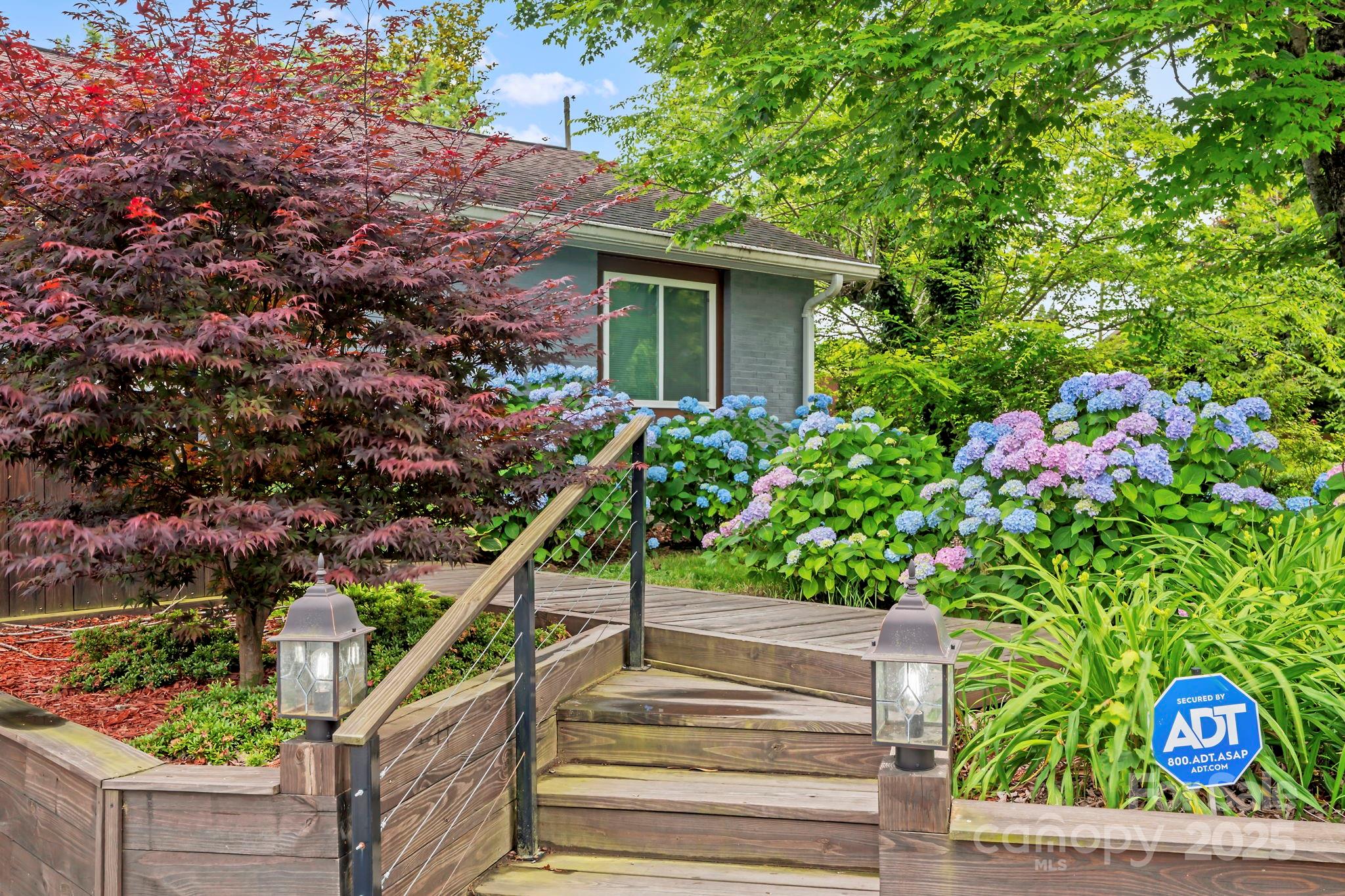419 E Blue Ridge Road