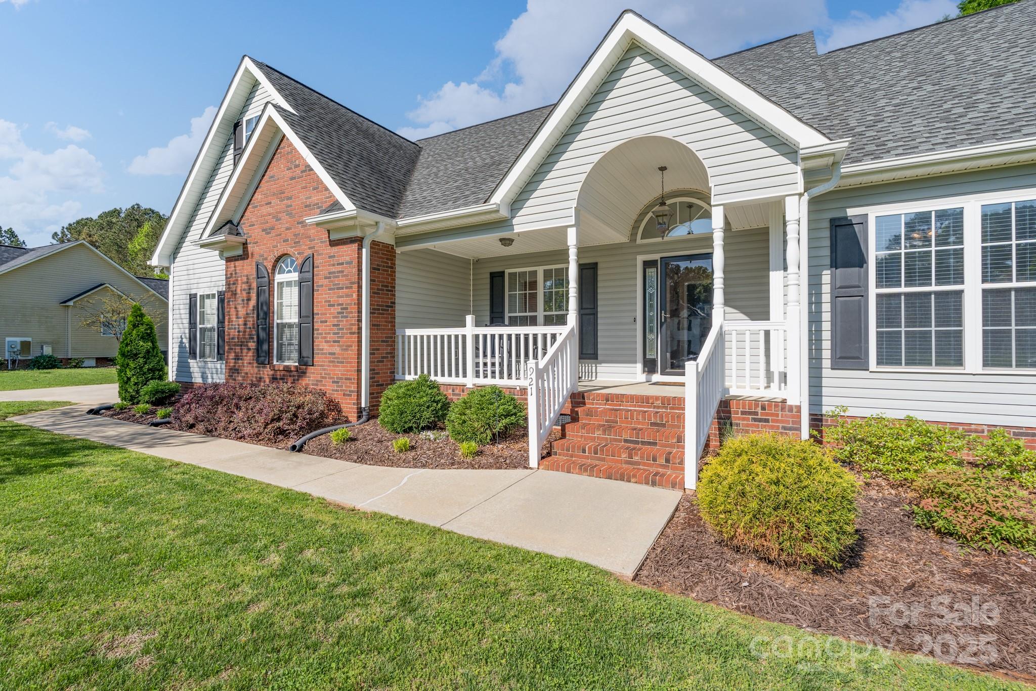921 Snow Prince Lane