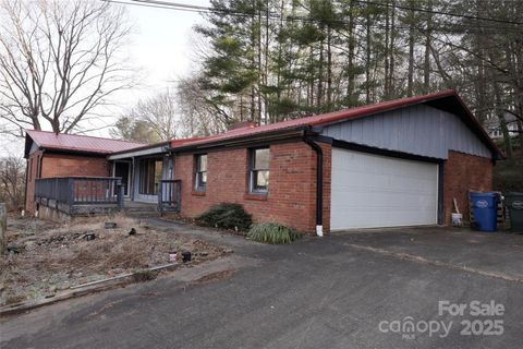 A home in Waynesville