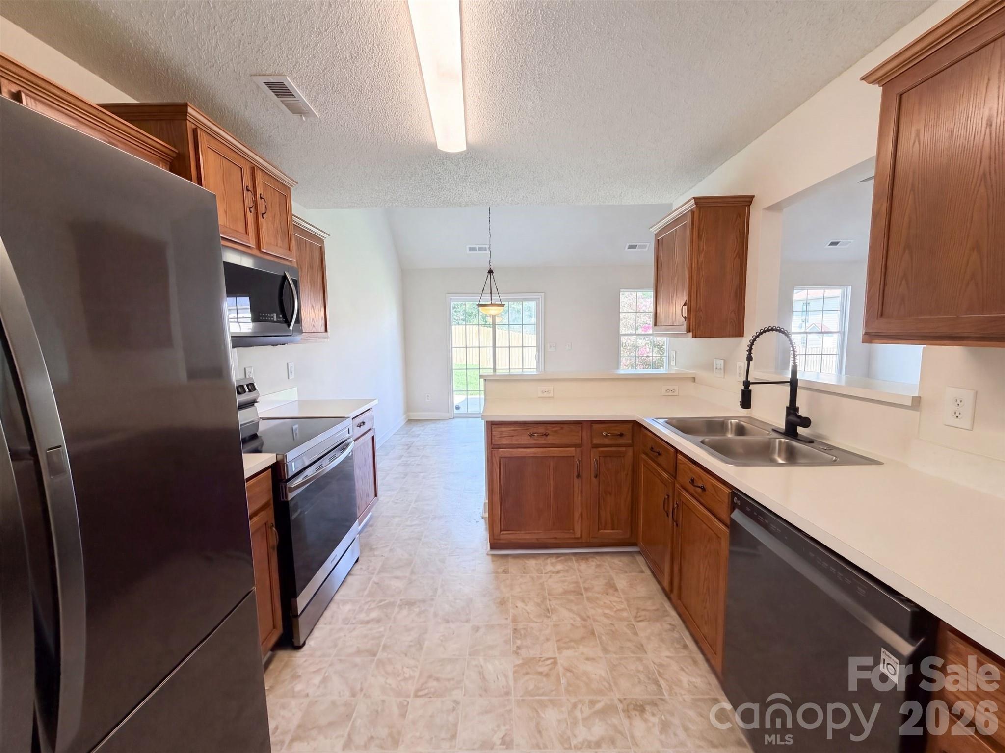 9244 Simonton Drive