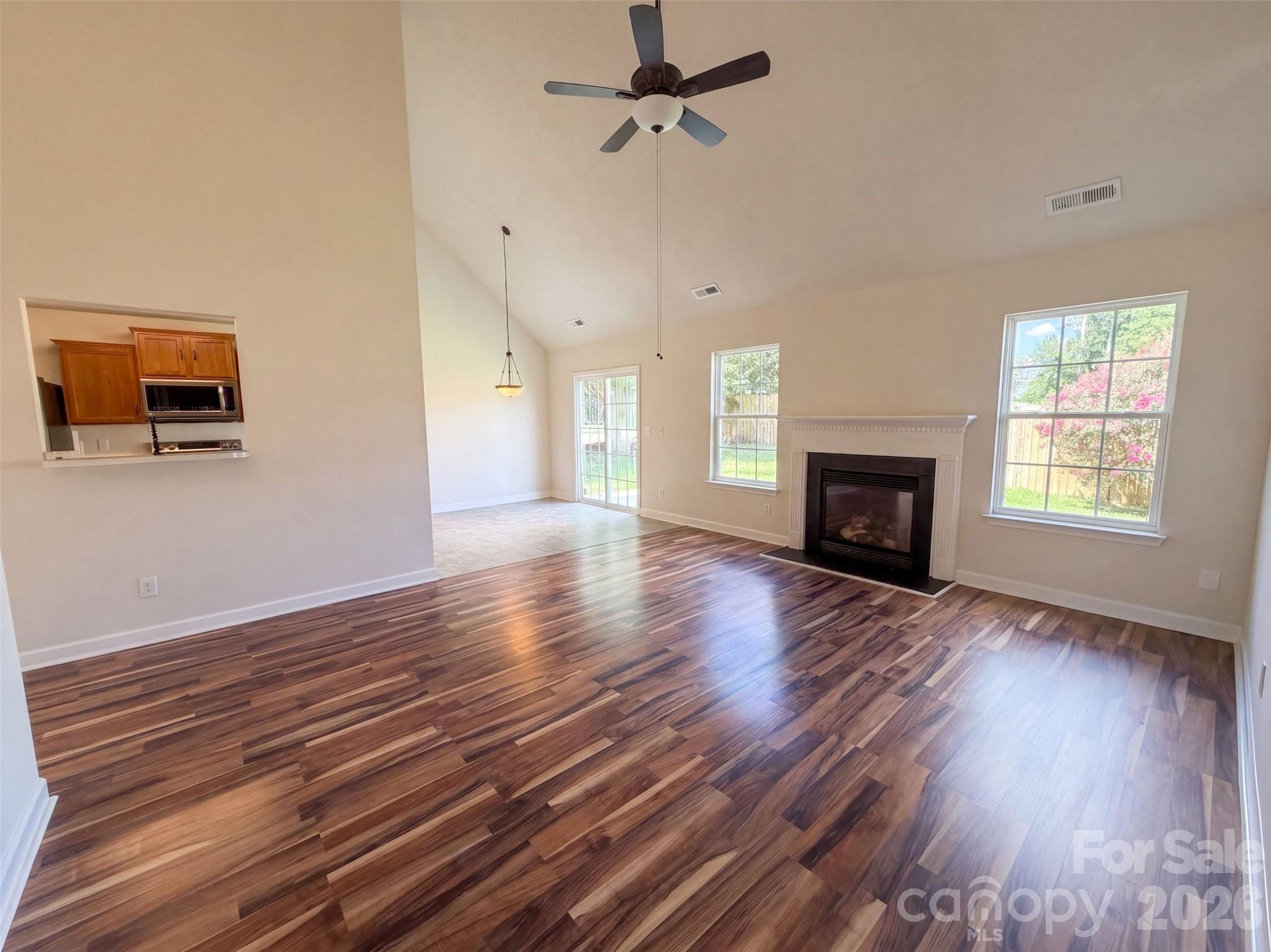 9244 Simonton Drive