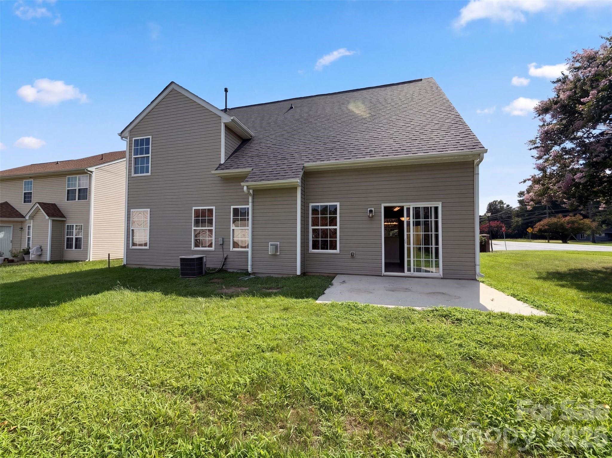 9244 Simonton Drive