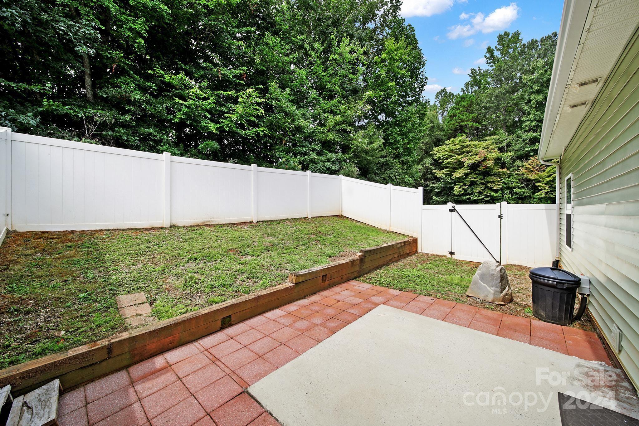 Avery Lake - Residential