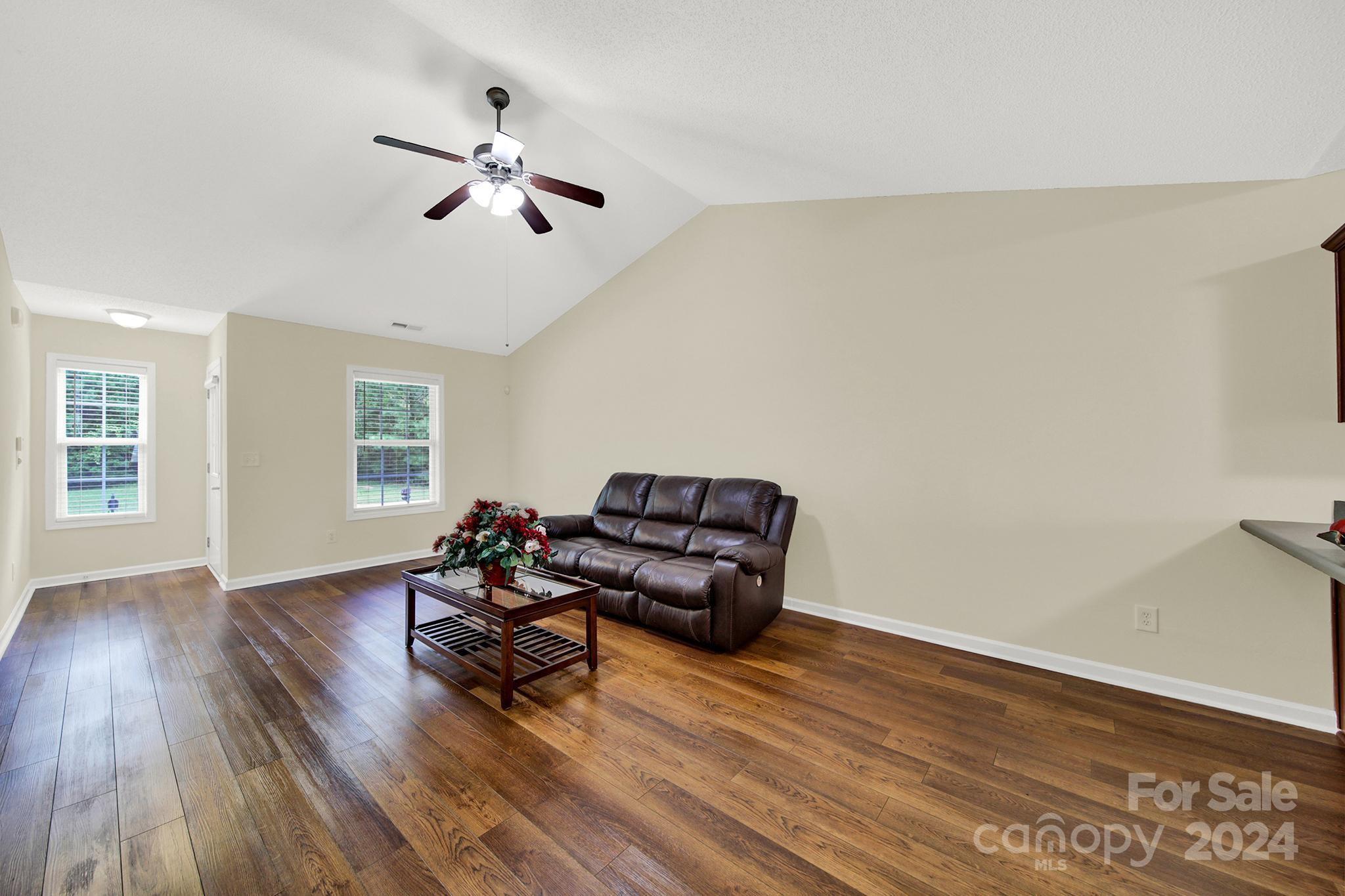 Avery Lake - Residential