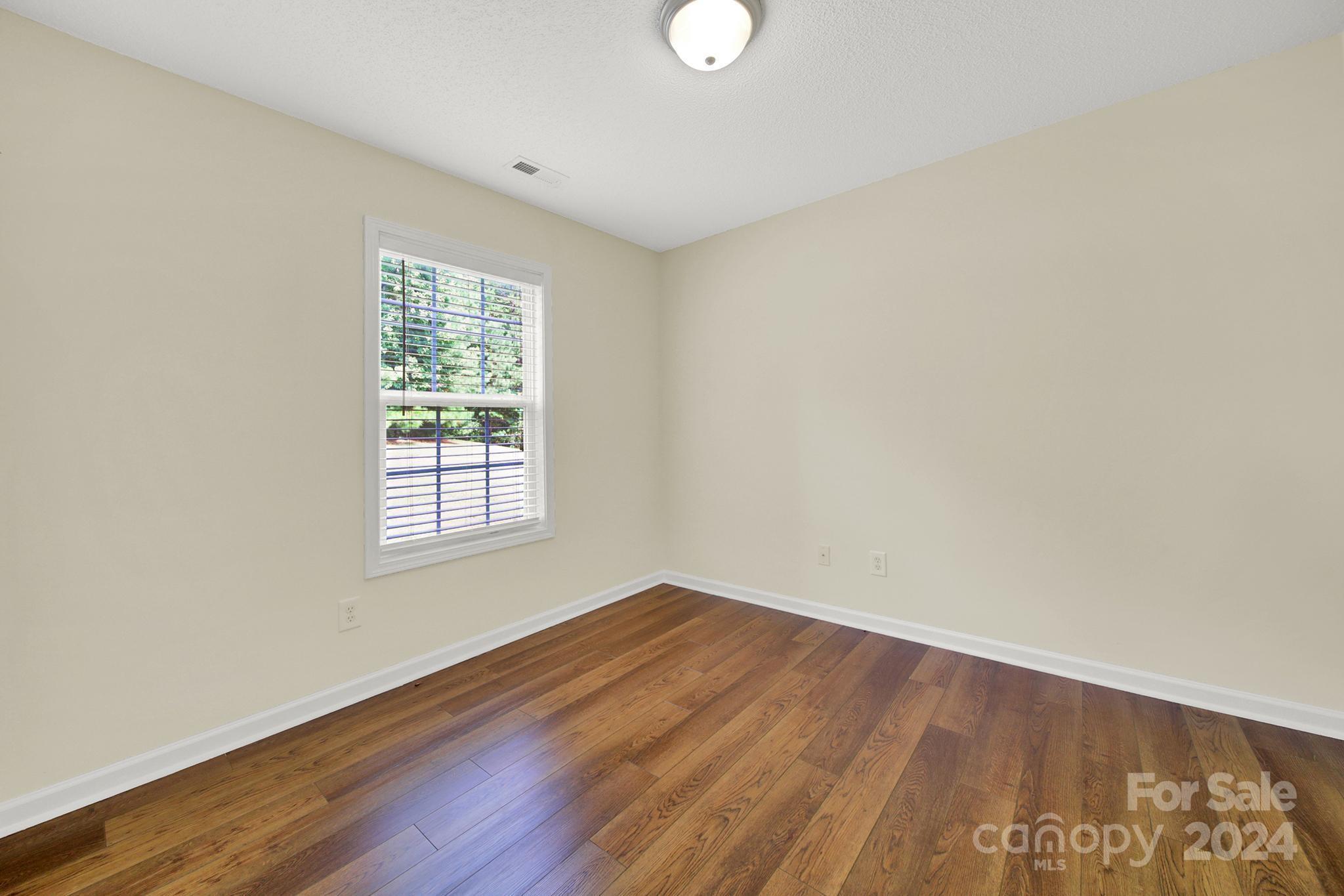 Avery Lake - Residential