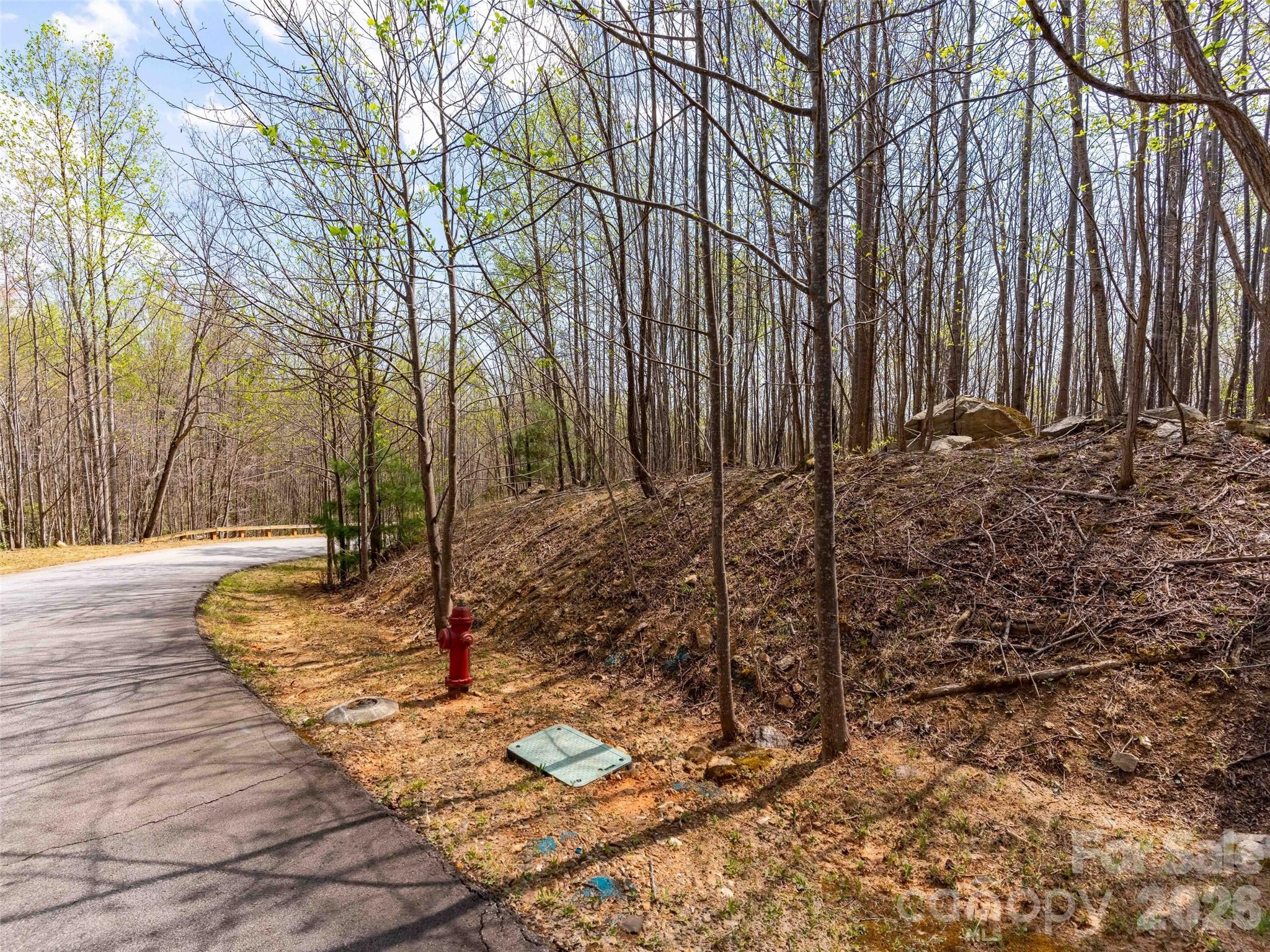 Brights Creek - Land