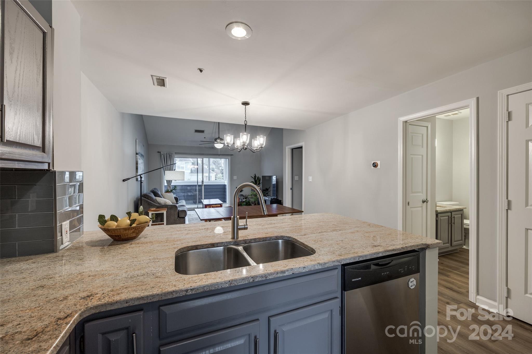 Vineyard Point Bayview - Residential