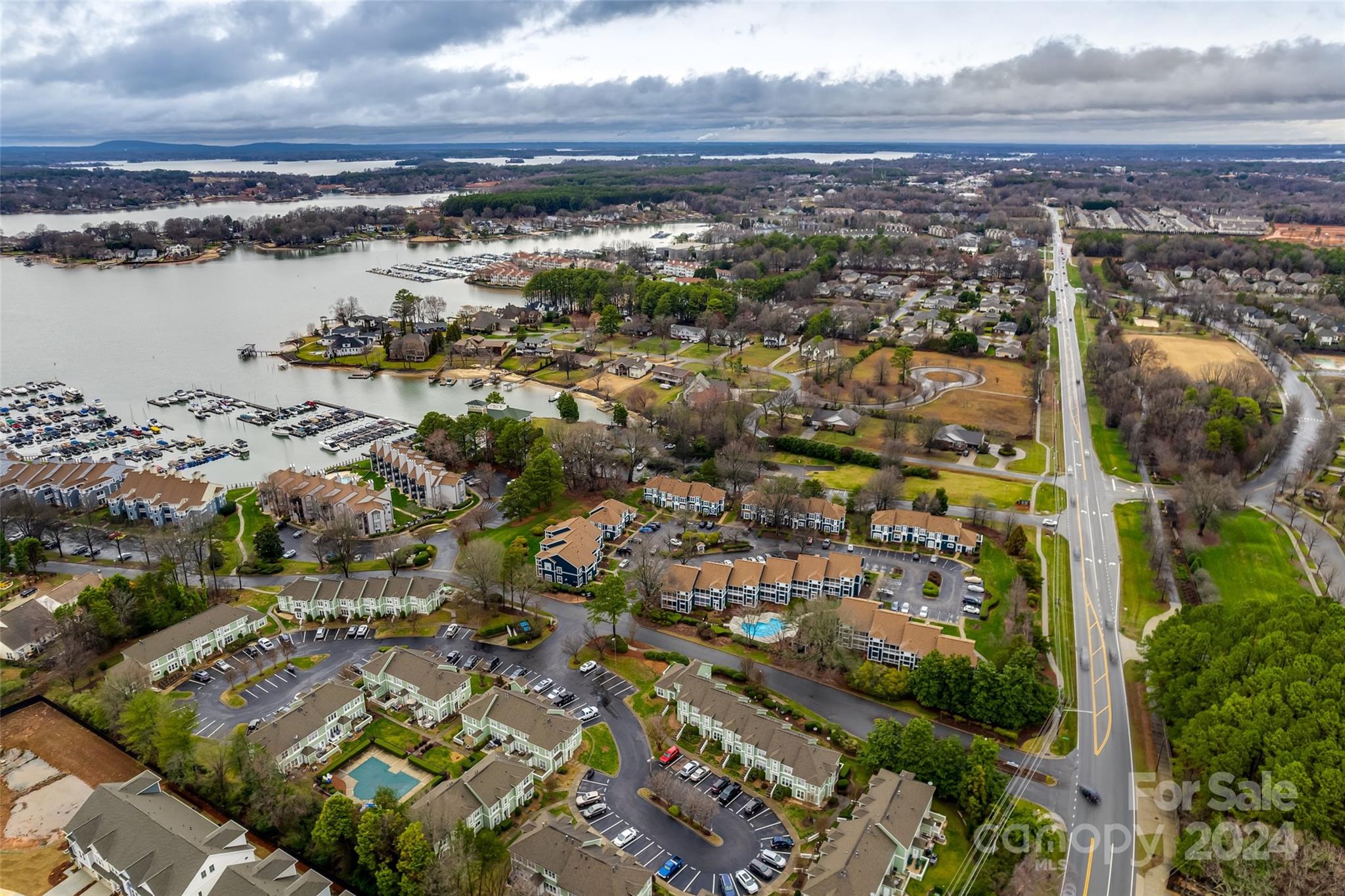 Vineyard Point Bayview - Residential