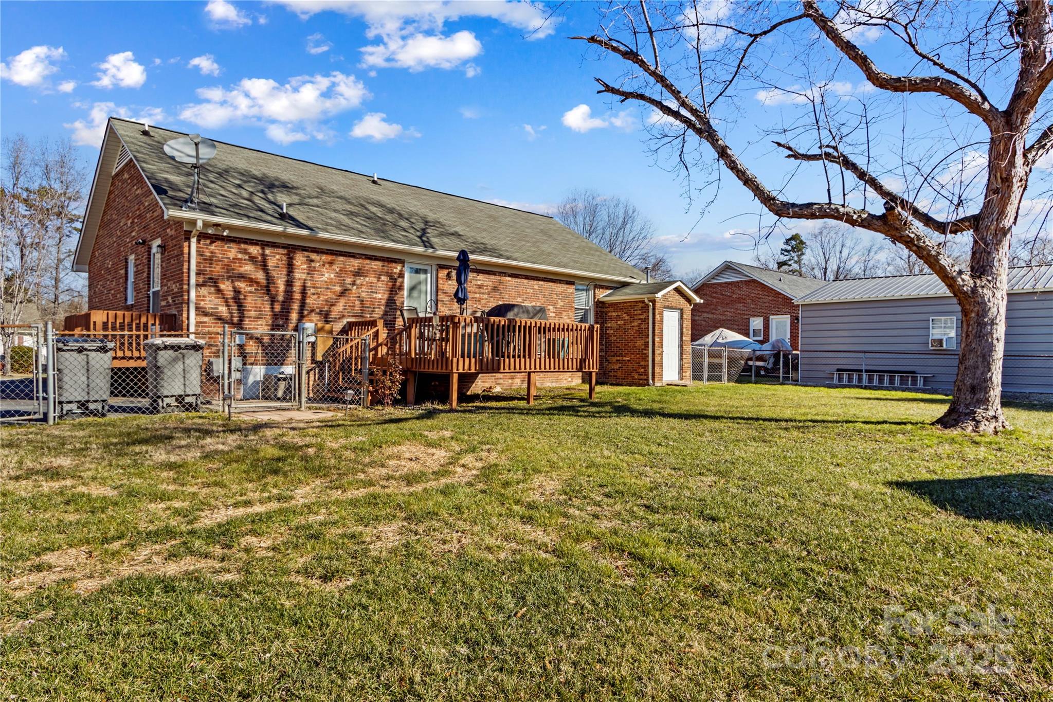 Medlin Crossing - Residential