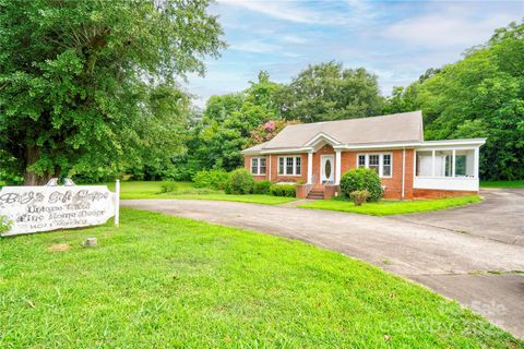 1407 E Marion Street Shelby NC 28150