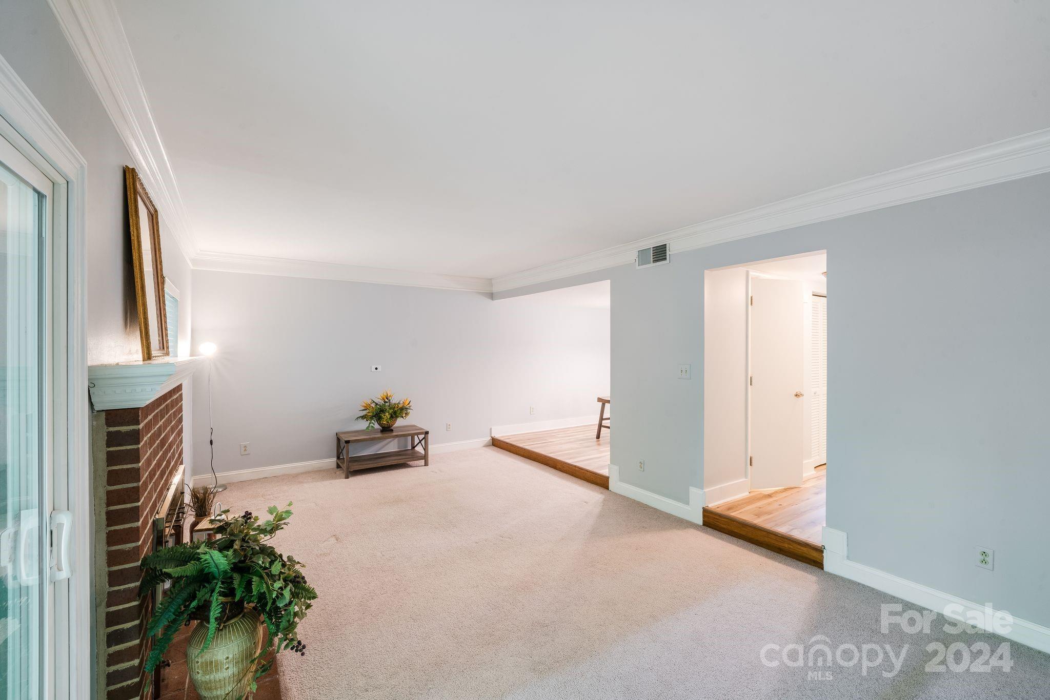 Sir Johns Hill - Residential