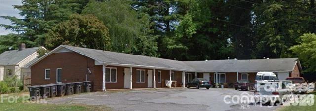 334 Brevard Street E