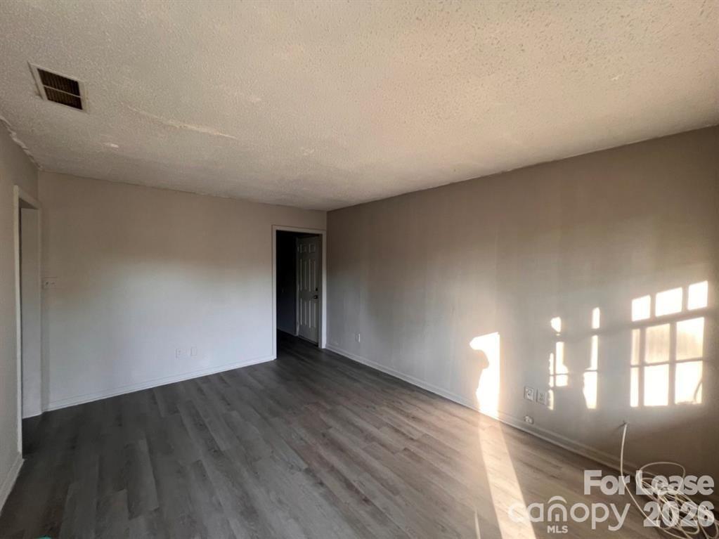 334 Brevard Street E