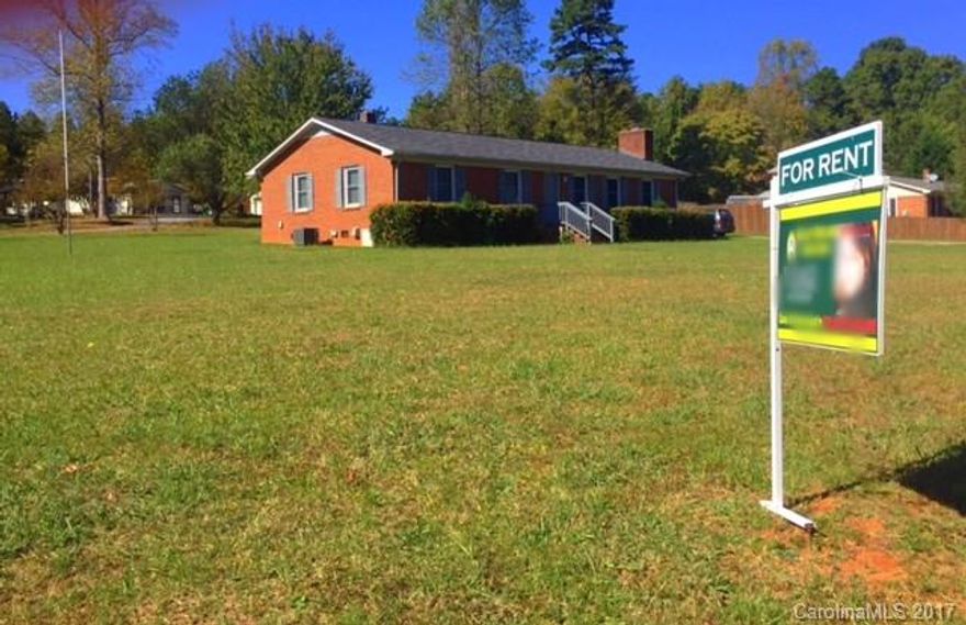 Gorgeous remodeled brick ranch in super Davidson location near River Run! Close to everything, but room to spread out. Distressed bamboo flooring, tile showers, hand distressed/glazed kitchen cabinetry, stainless appliances, furniture quality vanities, newer HVAC & windows offers energy efficiency & oversize shed! Large flat yard. Security system, patio, laundry room and refrigerator is included! OPEN TO 1 OR 2 YEAR LEASE, OR POSSIBLY LEASE PURCHASE. Hough High district!