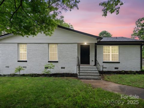 5316 Rupert Lane Charlotte NC 28215